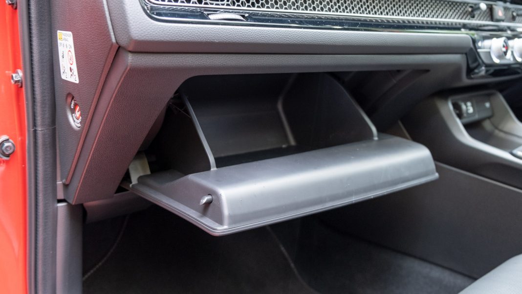 Honda Civic glove box