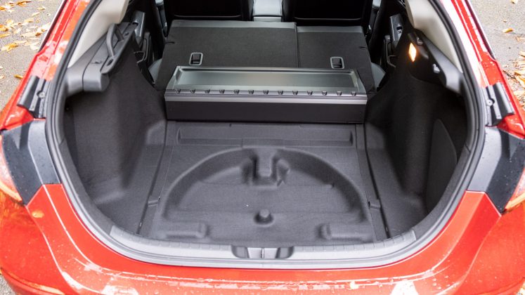 Honda Civic underfloor compartment