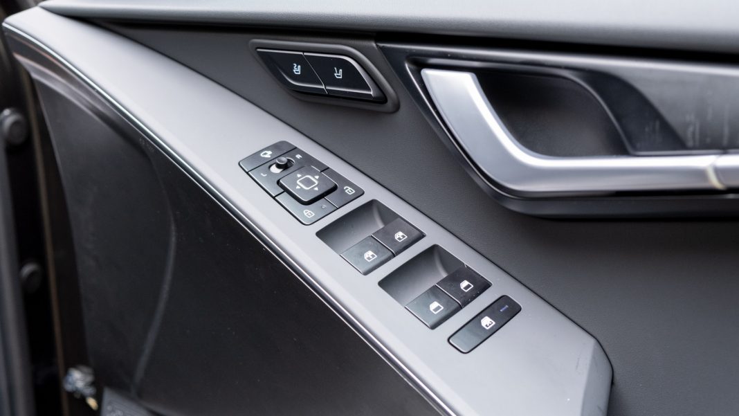 Kia Niro EV armrest