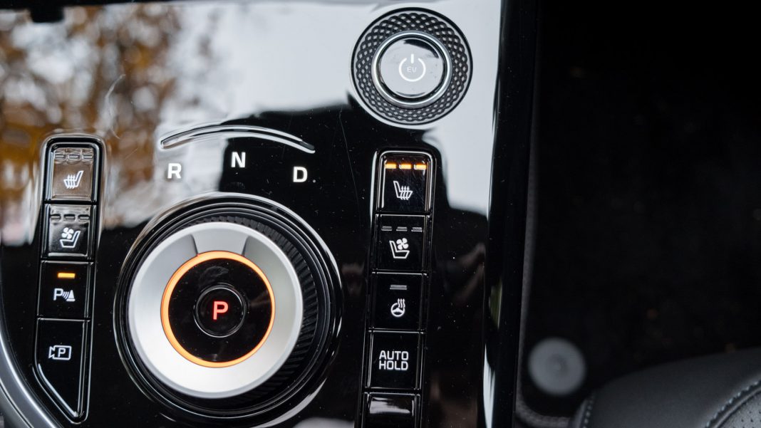 Kia Niro EV front seat heater