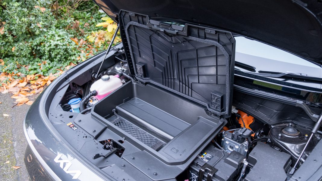 Kia Niro EV front space