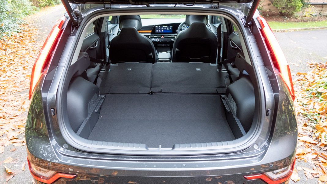 Kia Niro EV seats down with floor