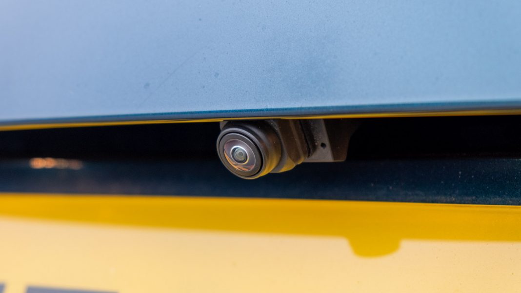 Ora Funky Cat camera