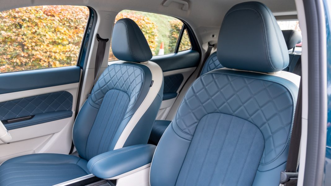 Ora Funky Cat front seats