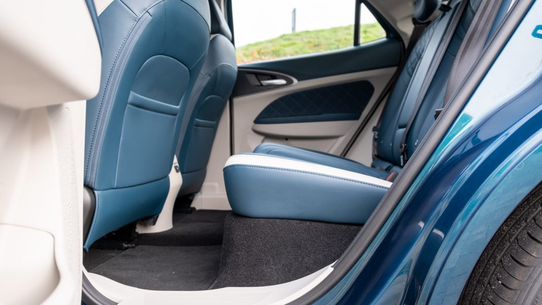 Ora Funky Cat rear seat design