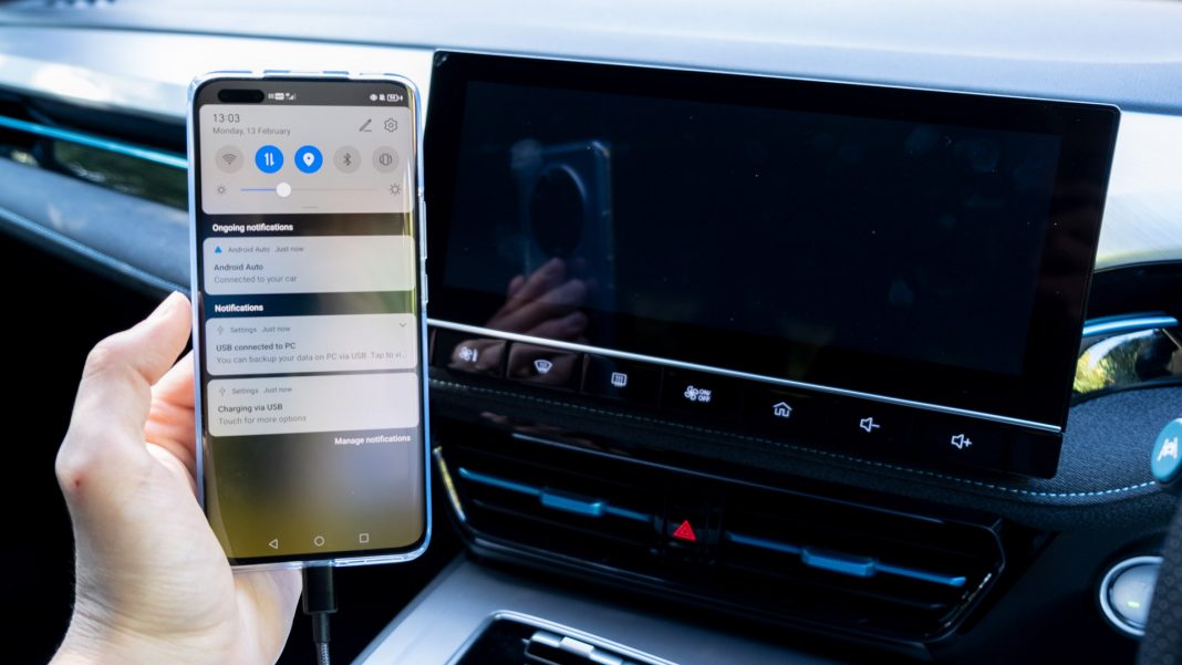 New MG5 EV Android Auto