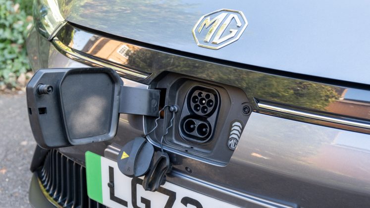 New MG5 EV charging
