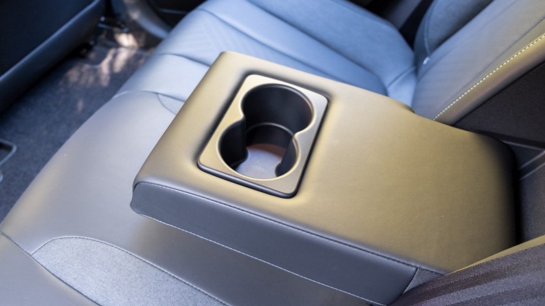 New MG5 EV rear cupholders