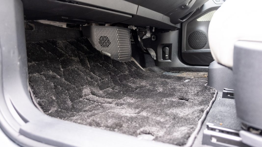 Nissan Ariya front footwell