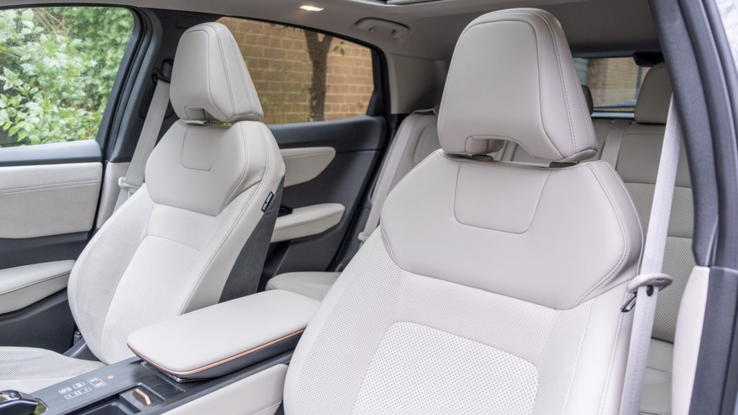 Nissan Ariya front seat