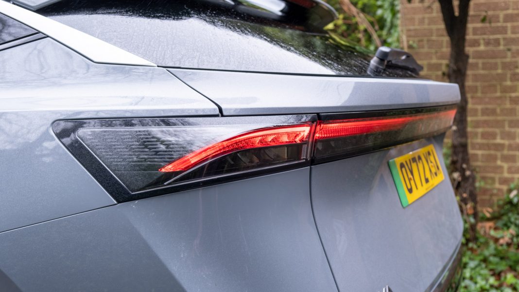 Nissan Ariya taillight