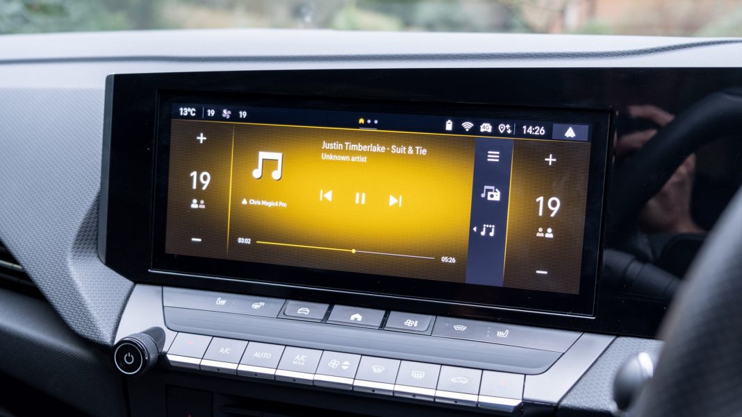 Vauxhall Astra Hybrid Bluetooth