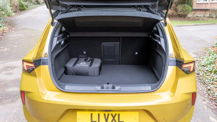 Vauxhall Astra Hybrid boot capacity