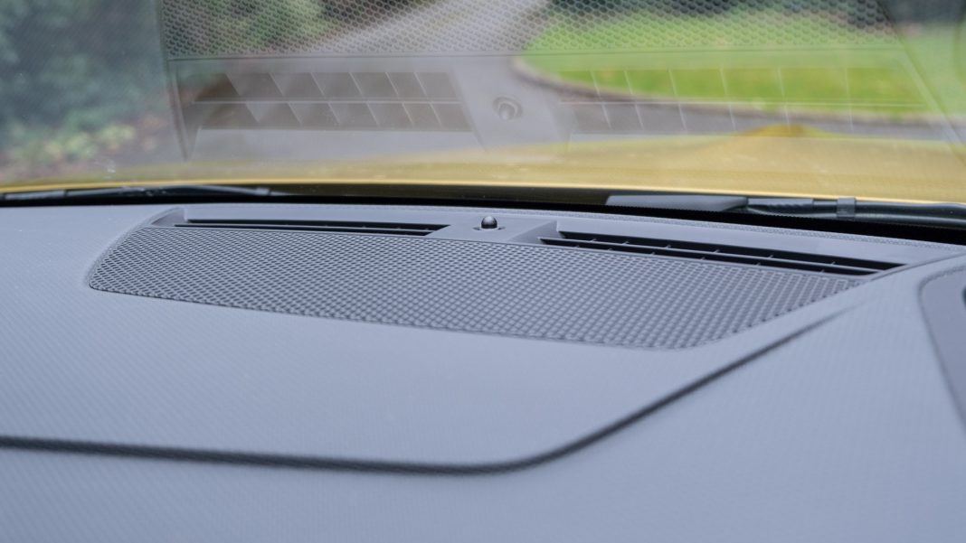 Vauxhall Astra Hybrid front speakers