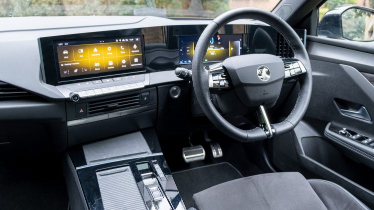 Vauxhall Astra Hybrid interior