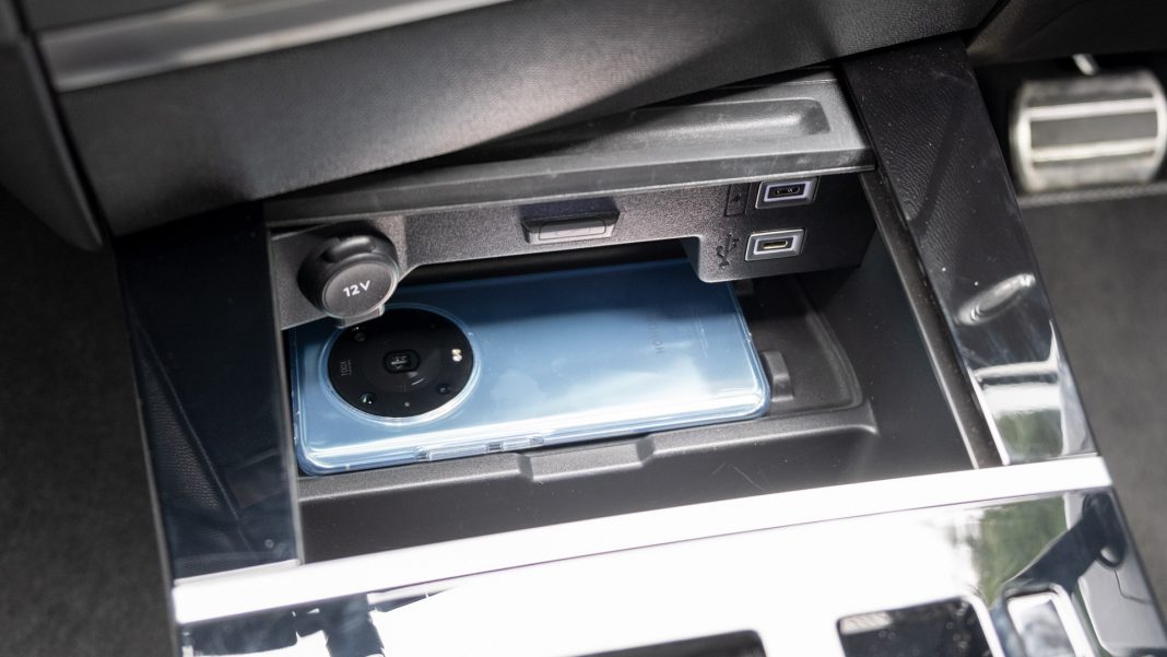 Vauxhall Astra Hybrid phone charging