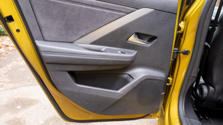 Vauxhall Astra Hybrid rear door