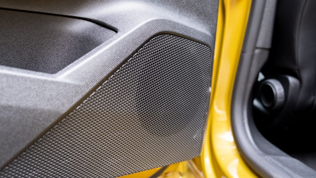 Vauxhall Astra Hybrid rear speaker