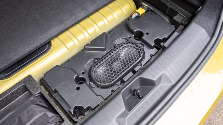 Vauxhall Astra Hybrid underfloor storage