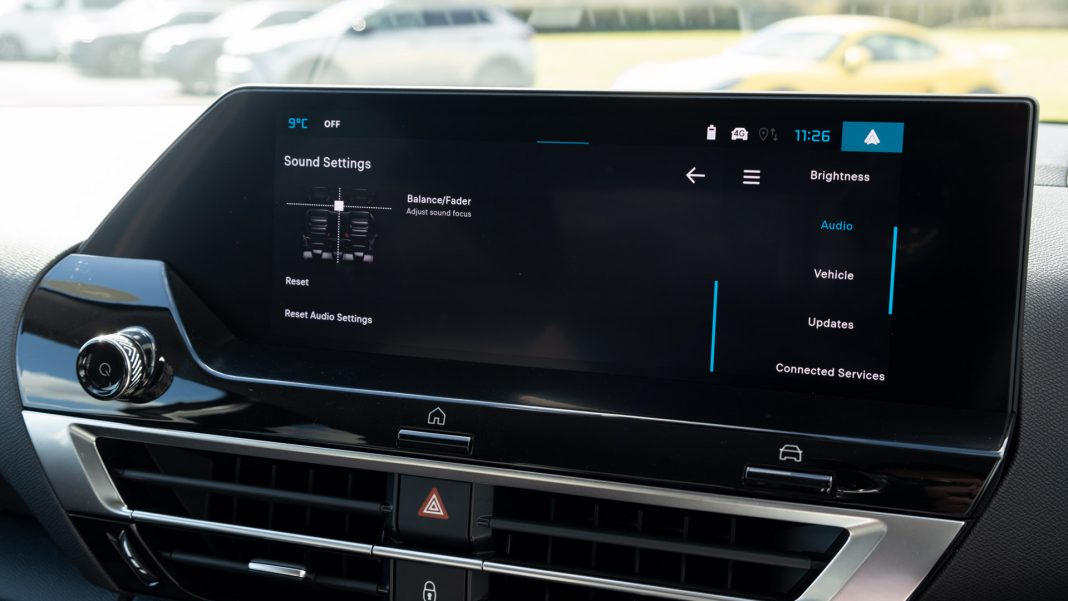 Citroen e-C4 X audio