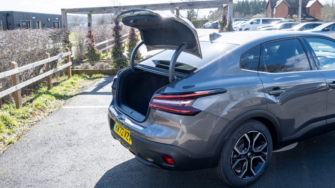 Citroen e-C4 X boot opening