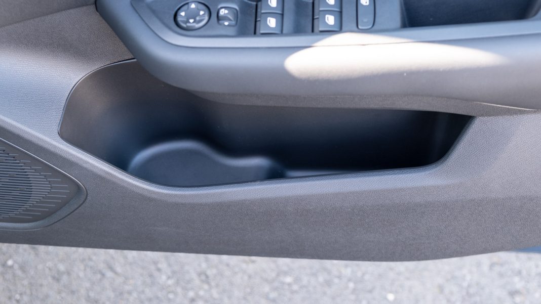 Citroen e-C4 X front door compartment
