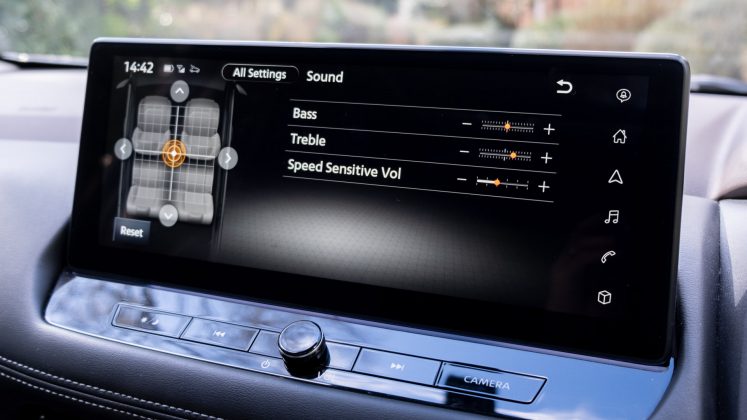 Nissan X-Trail audio settings