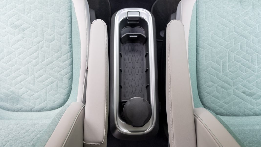 VW ID. Buzz centre console space
