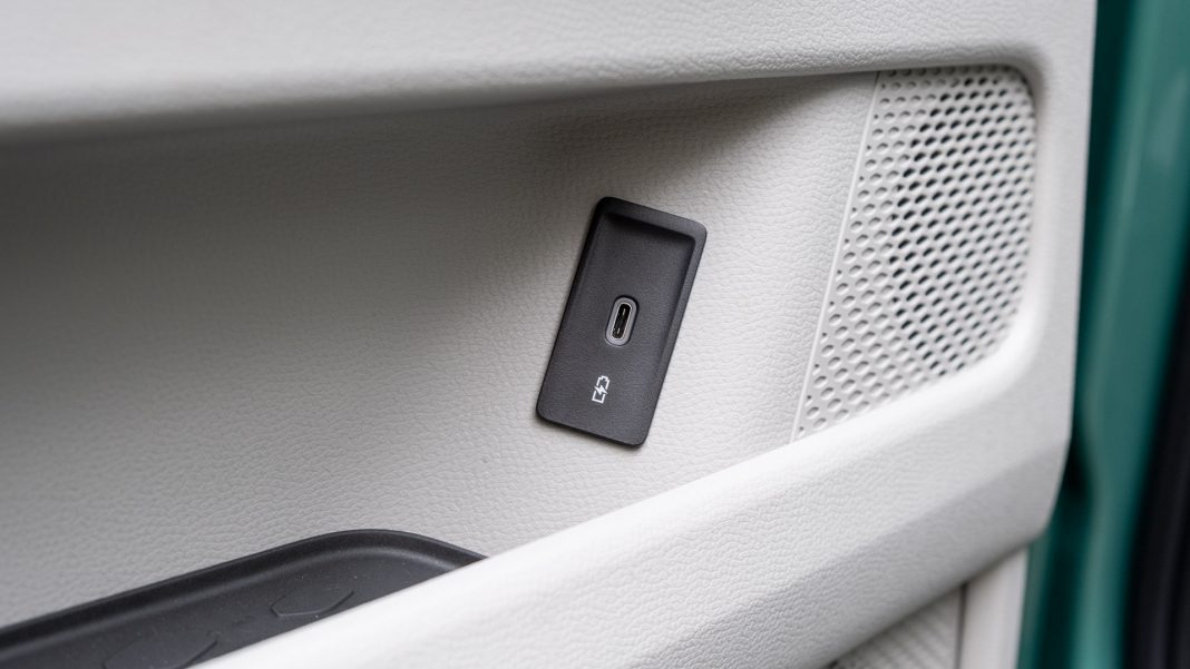 VW ID. Buzz front USB