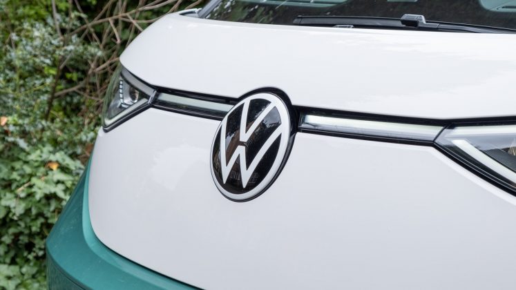 VW ID. Buzz front badge