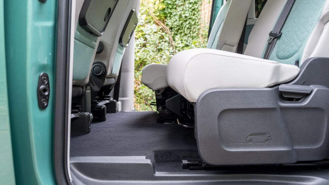 VW ID. Buzz sliding seats