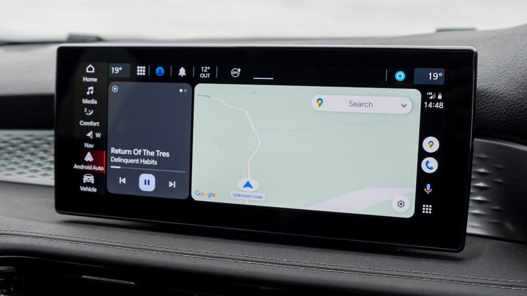 Alfa Romeo Tonale hybrid Android Auto