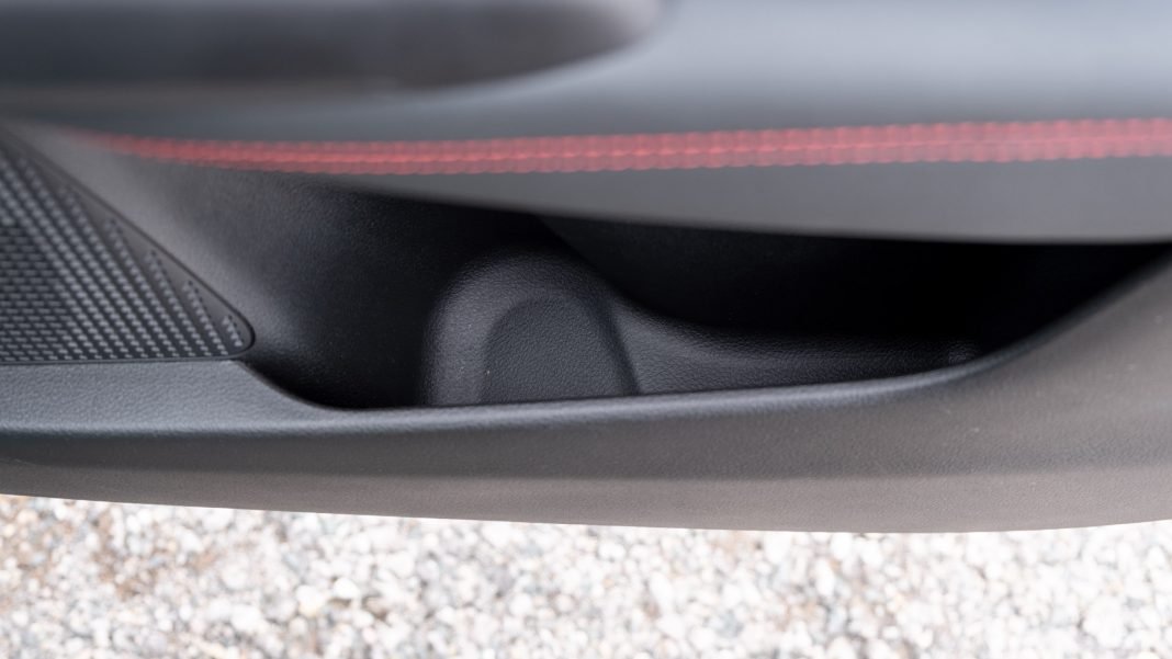 Alfa Romeo Tonale hybrid front door compartment