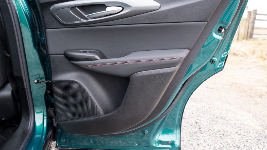 Alfa Romeo Tonale hybrid rear door