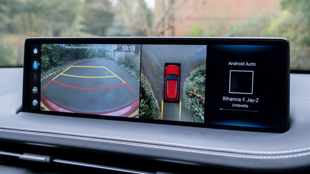 Genesis Electrified GV70 camera