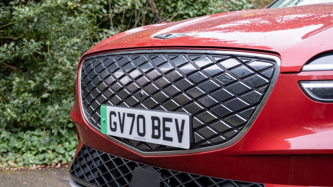 Genesis Electrified GV70 grille