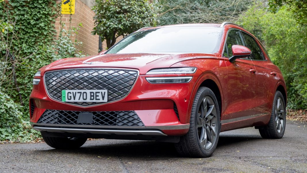 Genesis Electrified GV70 side design