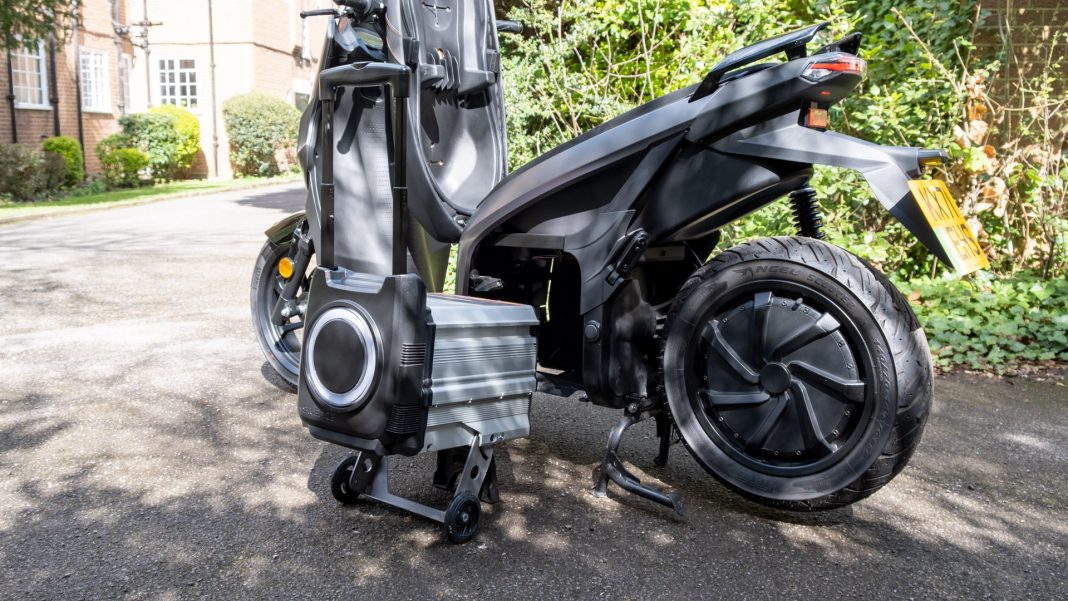 Seat Mo 125 battery design