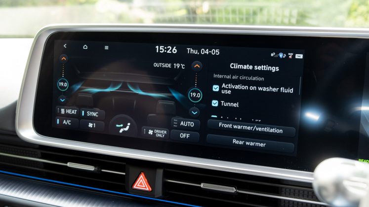 Hyundai Ioniq 6 digital climate controls