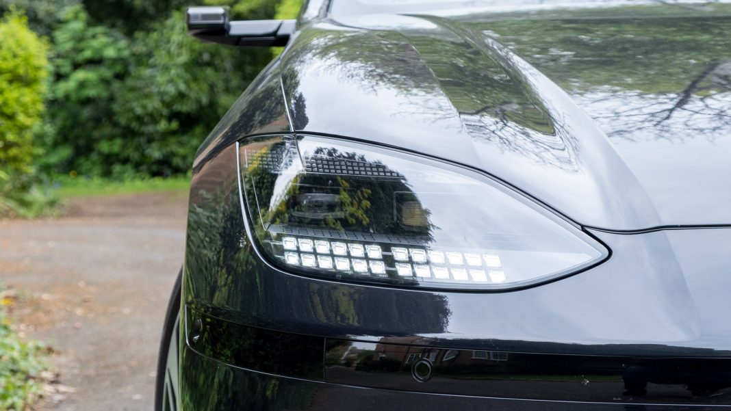 Hyundai Ioniq 6 headlights