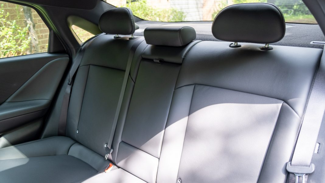 Hyundai Ioniq 6 rear seat design