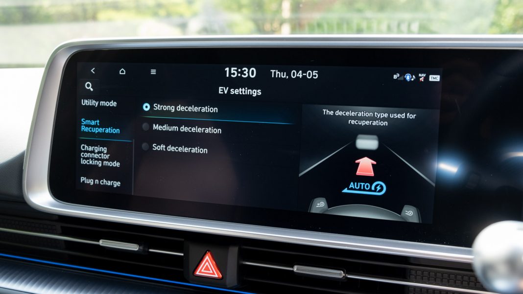 Hyundai Ioniq 6 regenerative braking