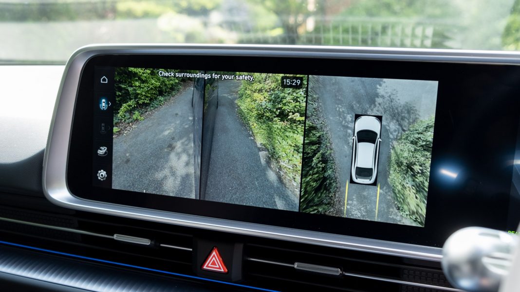 Hyundai Ioniq 6 side cameras