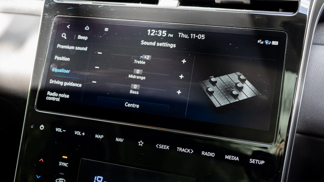 Hyundai Tucson audio settings