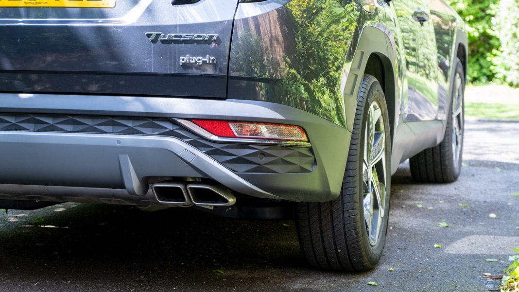 Hyundai Tucson exhaust