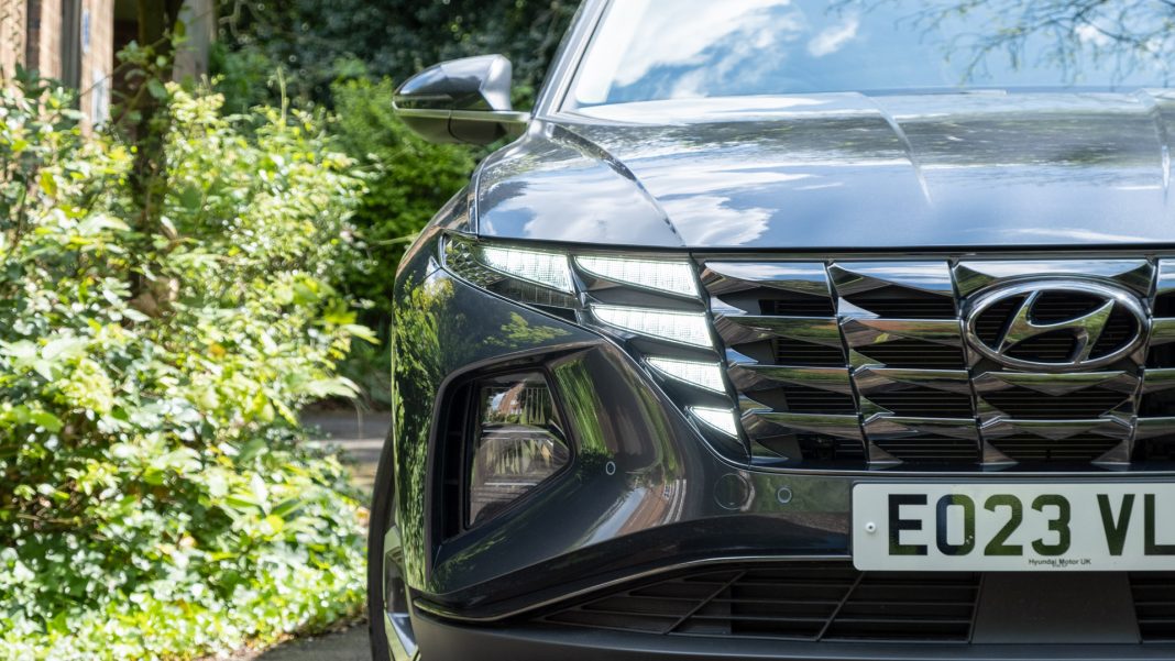 Hyundai Tucson headlights