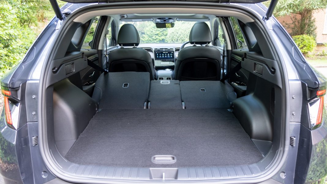 Hyundai Tucson seats down