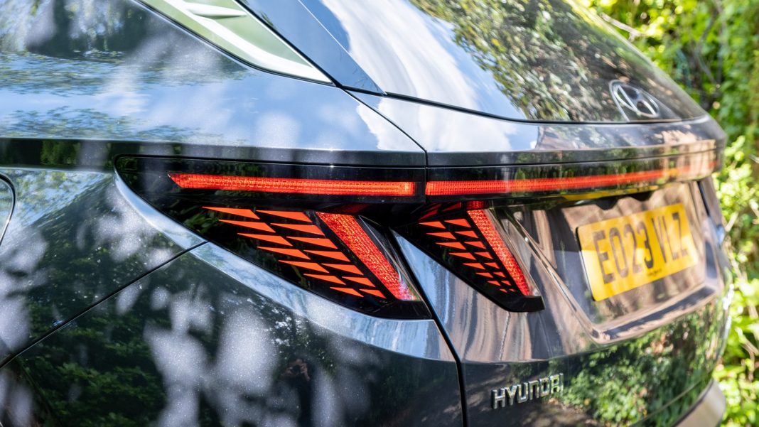 Hyundai Tucson tail lights