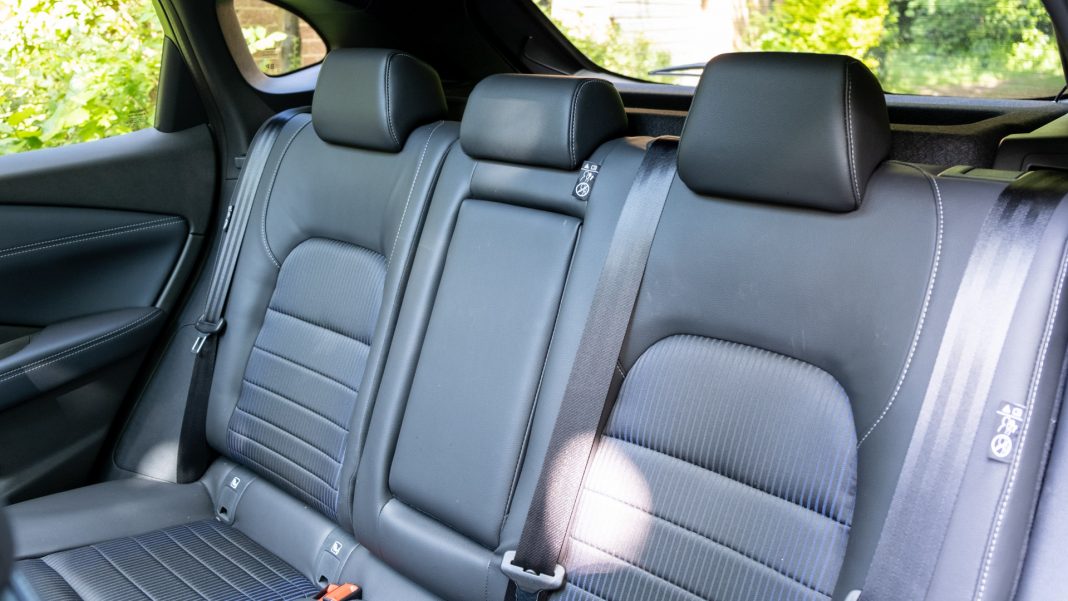Nissan Qashqai rear seat