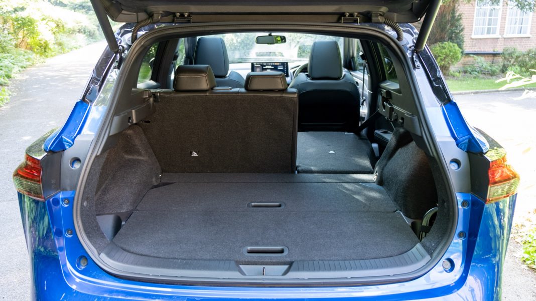 Nissan Qashqai seat down